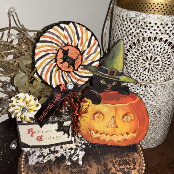 Happy Halloween Centerpiece:Mischievous black cat emerging from Jack O'Lantern - Picture 5 of 5